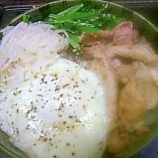 休日たまご－ビビンバ風焼肉丼